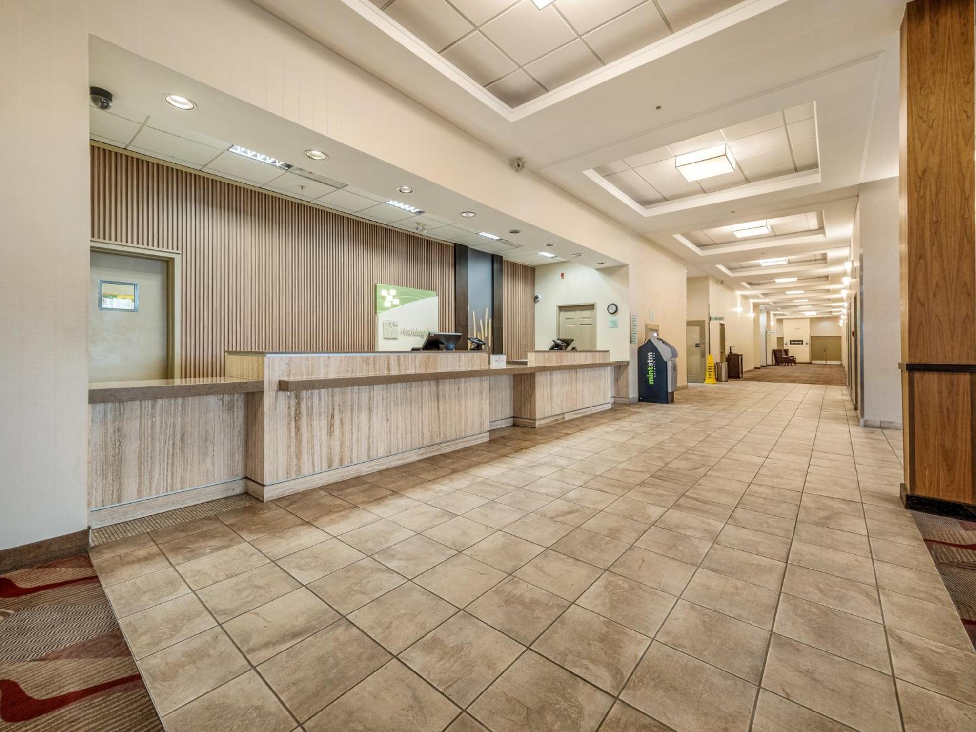 Holiday Inn Lethbridge By Ihg Zewnętrze zdjęcie