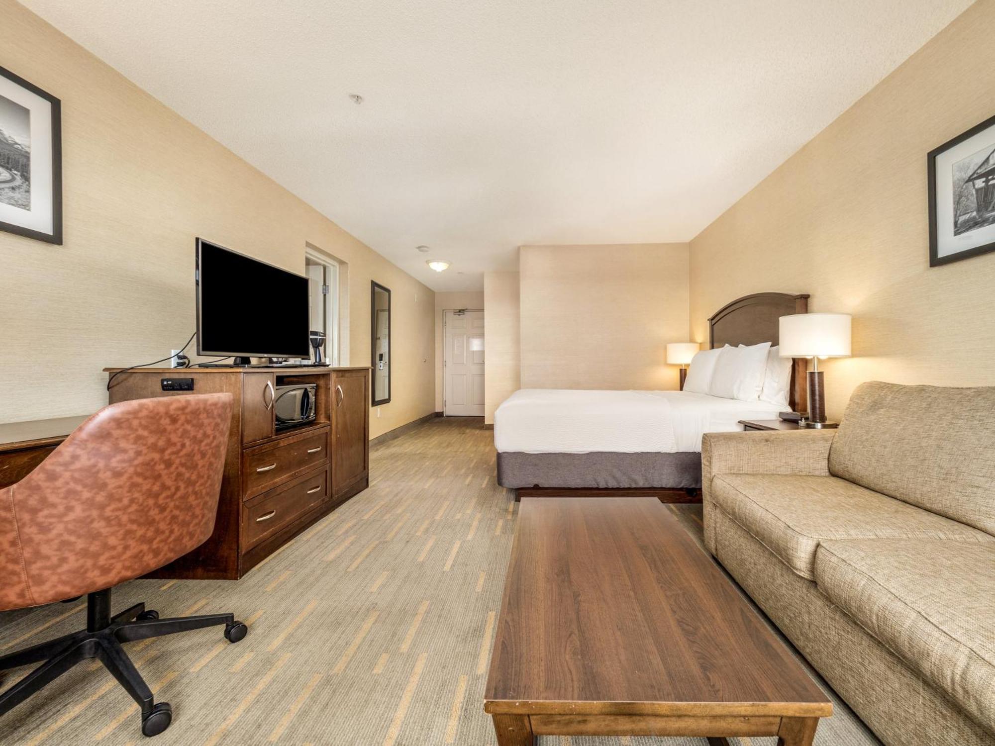 Holiday Inn Lethbridge By Ihg Zewnętrze zdjęcie