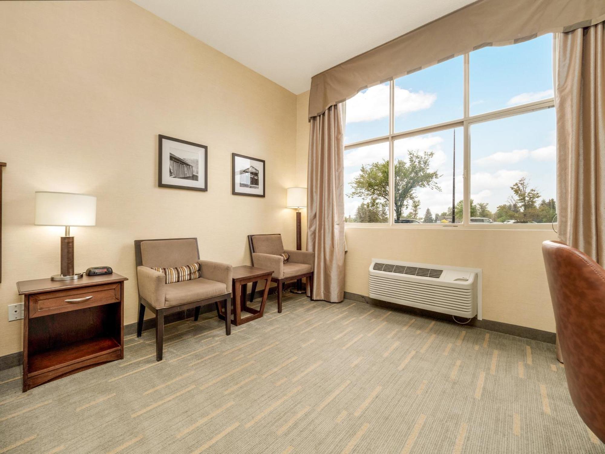 Holiday Inn Lethbridge By Ihg Zewnętrze zdjęcie